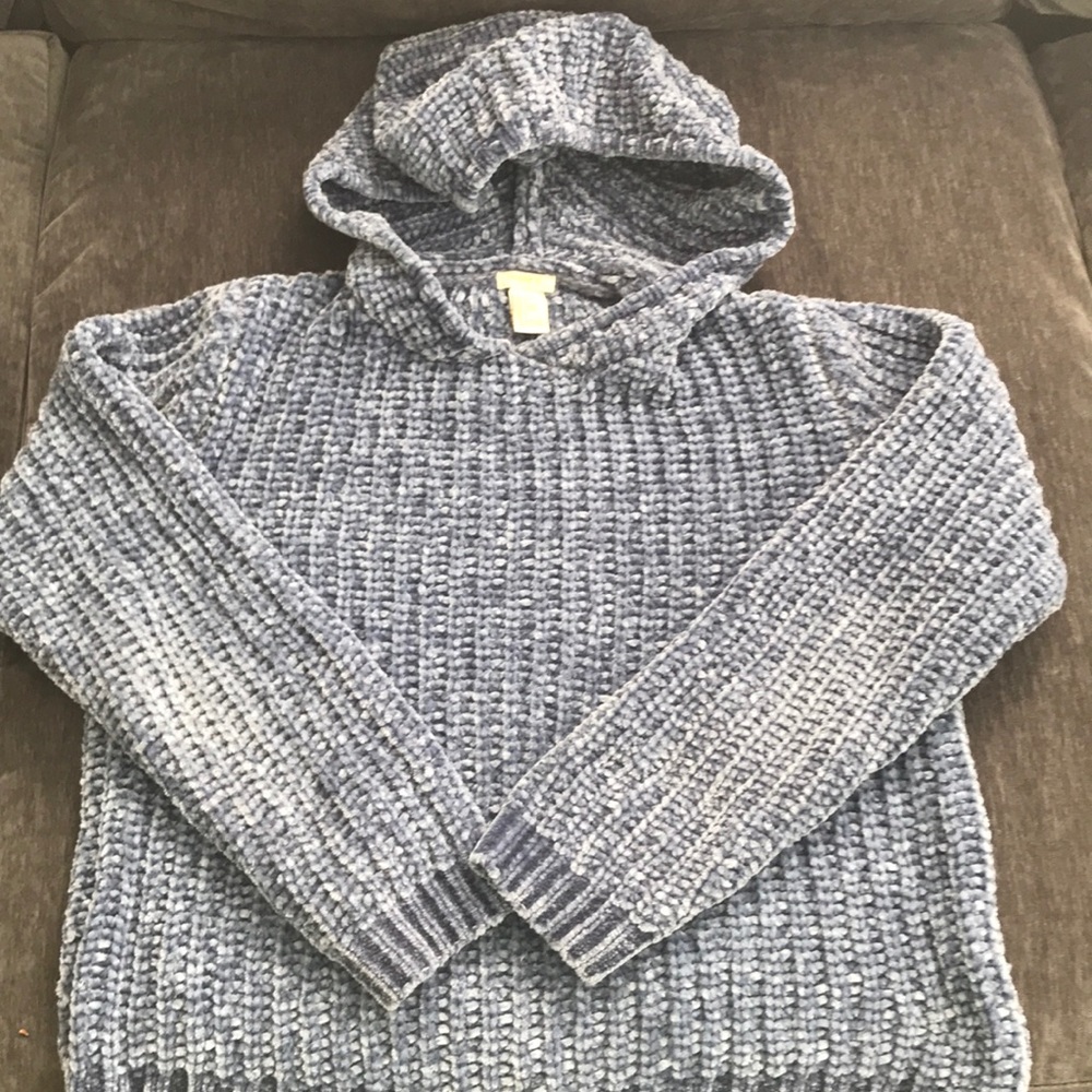 Forever 21 Girls size 11/12 sweater.